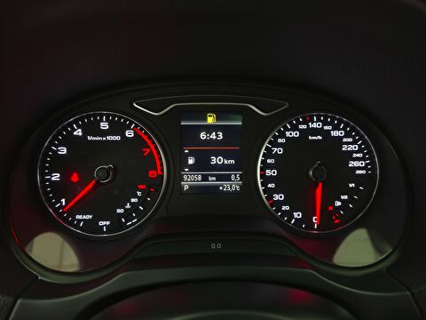 audi, a3, sedan 35 tfsı design s-tronic, otomatik, benzin 2.el otomobil | renew 15