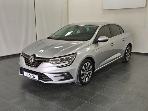 Sedan 1.3 TCe Icon EDC, 2. el otomobil | renew