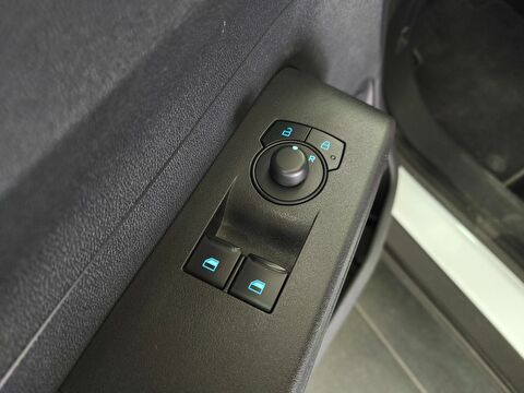 ford, tourneo courier, kombi 1.5 ecoblue deluxe, manuel, dizel 2.el otomobil | renew 12