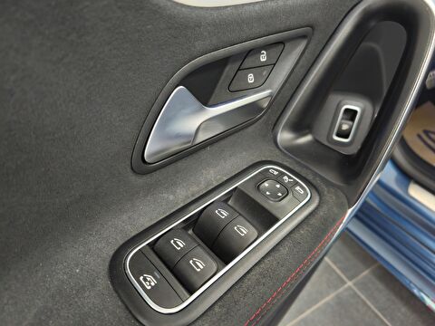 mercedes-benz, a, sedan 200 amg plus 7g-dct, otomatik, benzin 2.el otomobil | renew 12