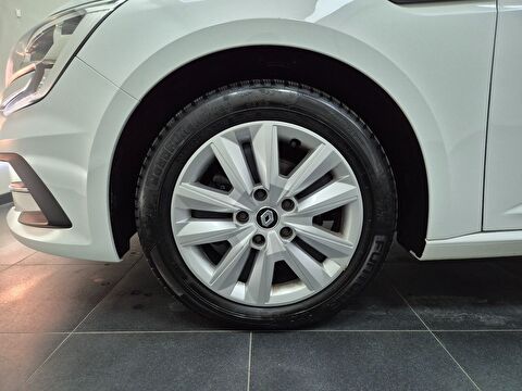 renault, megane, sedan 1.3 tce joy comfort edc, otomatik, benzin 2.el otomobil | renew 29