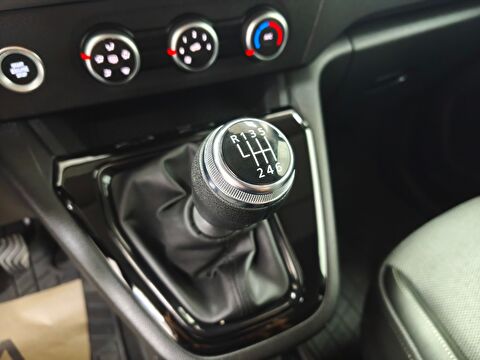 renault, kangoo multix, combi 1.3 tce techno, manuel, benzin 2.el otomobil | renew 14