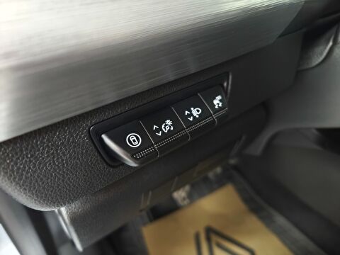 renault, kangoo multix, combi 1.3 tce techno, manuel, benzin 2.el otomobil | renew 12