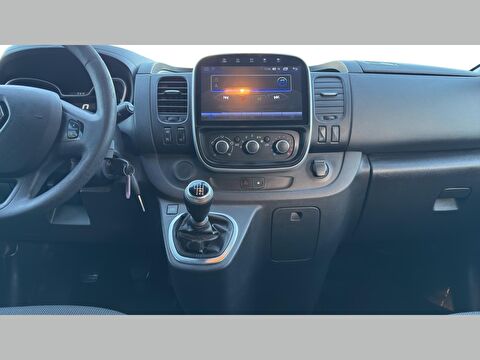 renault, trafic combi, 5+1 grand confort 2.0 blue dci 150 bg, manuel, dizel 2.el otomobil | renew 11