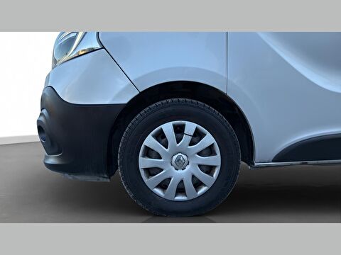 renault, trafic combi, 5+1 grand confort 2.0 blue dci 150 bg, manuel, dizel 2.el otomobil | renew 7