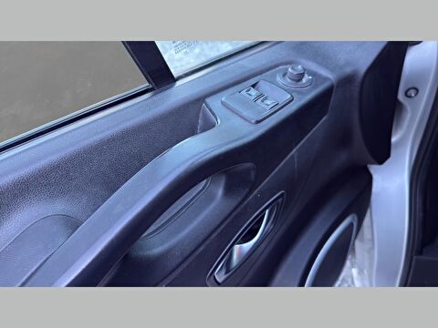 renault, trafic combi, 5+1 grand confort 2.0 blue dci 150 bg, manuel, dizel 2.el otomobil | renew 14