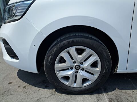 renault, kangoo multix, combi 1.3 tce ıconic edc, otomatik, benzin 2.el otomobil | renew 9