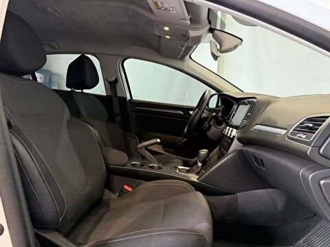 renault, megane, sedan 1.3 tce touch edc, otomatik, benzin 2.el otomobil | renew 9