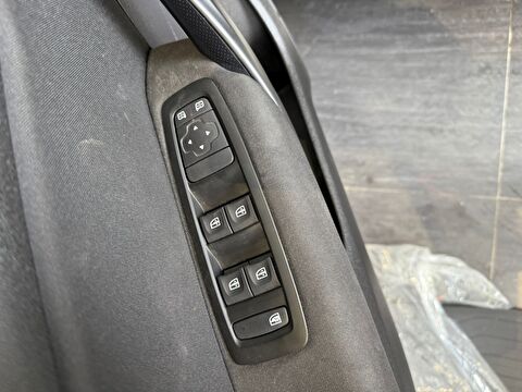 renault, megane, sedan 1.3 tce touch edc, otomatik, benzin 2.el otomobil | renew 12