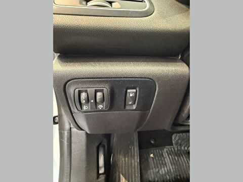 renault, megane, sedan 1.3 tce touch edc, otomatik, benzin 2.el otomobil | renew 14