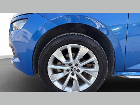 skoda, kamiq, suv 1.0 tsı premium dsg, otomatik, benzin 2.el otomobil | renew 7