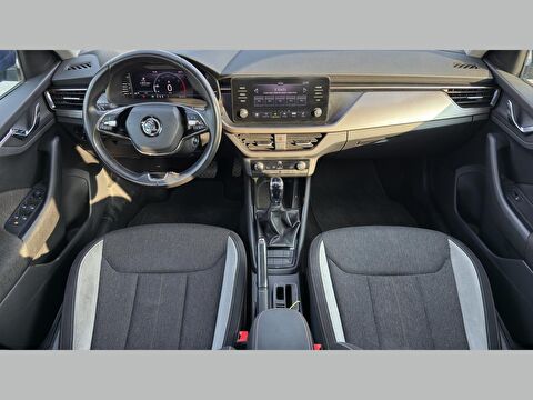 skoda, kamiq, suv 1.0 tsı premium dsg, otomatik, benzin 2.el otomobil | renew 14