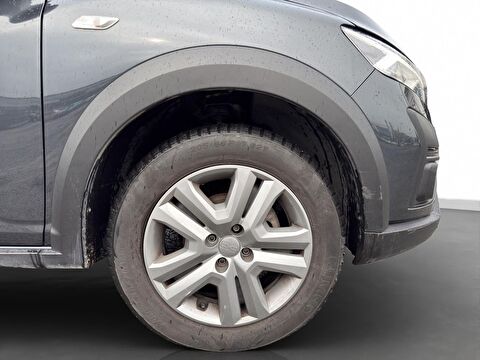 dacia, sandero, hatchback 1.0 tce stepway expression otomatik, otomatik, benzin 2.el otomobil | renew 7