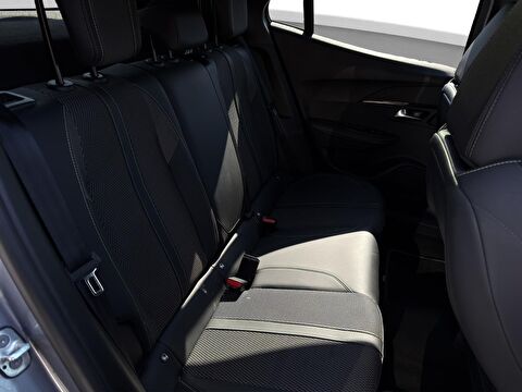 peugeot, 2008, crossover 1.2 puretech gt eat8, otomatik, benzin 2.el otomobil | renew 12
