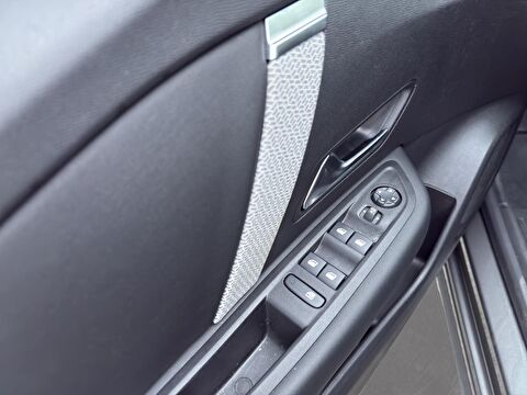 citroen, c4 x, crossover 1.2 puretech shine eat8, otomatik, benzin 2.el otomobil | renew 12