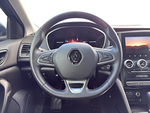 renault, megane, sedan 1.3 tce touch edc, otomatik, benzin 2.el otomobil | renew 11