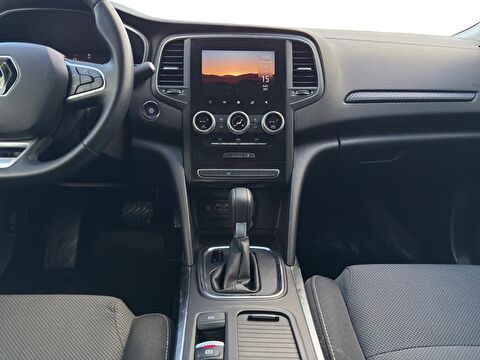 renault, megane, sedan 1.3 tce touch edc, otomatik, benzin 2.el otomobil | renew 13