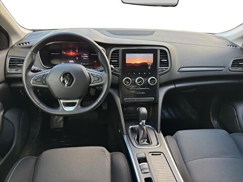 renault, megane, sedan 1.3 tce touch edc, otomatik, benzin 2.el otomobil | renew 16