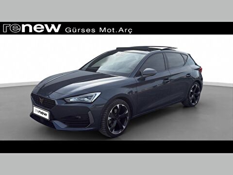 Hatchback 1.5 eTSI DSG, 2. el otomobil | renew