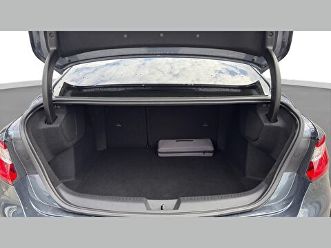 renault, megane, sedan 1.3 tce touch edc, otomatik, benzin 2.el otomobil | renew 6