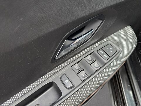 dacia, sandero, hatchback 1.0 tce stepway prestige x-tronic, otomatik, benzin 2.el otomobil | renew 11