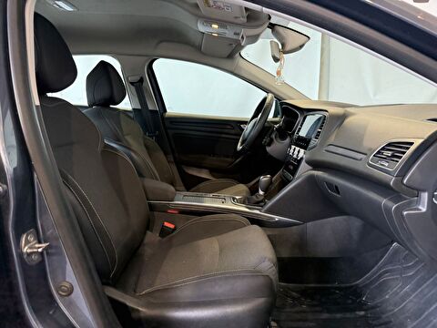 renault, megane, sedan 1.3 tce touch edc, otomatik, benzin 2.el otomobil | renew 11