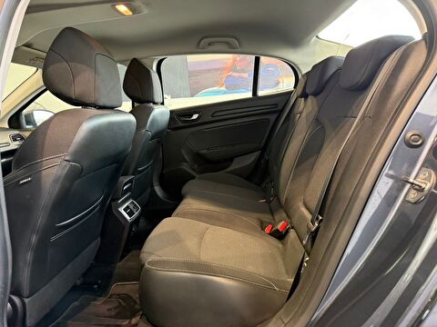 renault, megane, sedan 1.3 tce touch edc, otomatik, benzin 2.el otomobil | renew 9