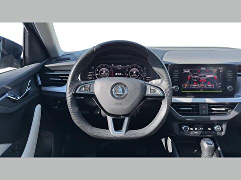 skoda, kamiq, suv 1.0 tsı premium dsg, otomatik, benzin 2.el otomobil | renew 17