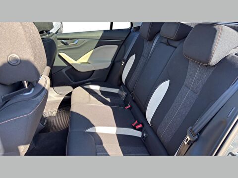 skoda, kamiq, suv 1.0 tsı premium dsg, otomatik, benzin 2.el otomobil | renew 13