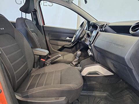 dacia, duster, suv 1.3 tce prestige plus edc, otomatik, benzin 2.el otomobil | renew 15