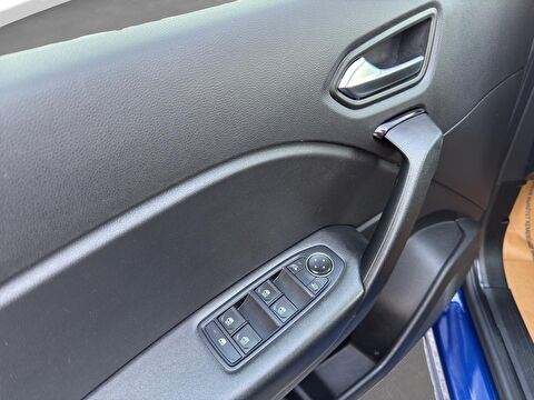 renault, captur, crossover 1.3 tce mhev touch plus edc, otomatik, mhev 2.el otomobil | renew 15