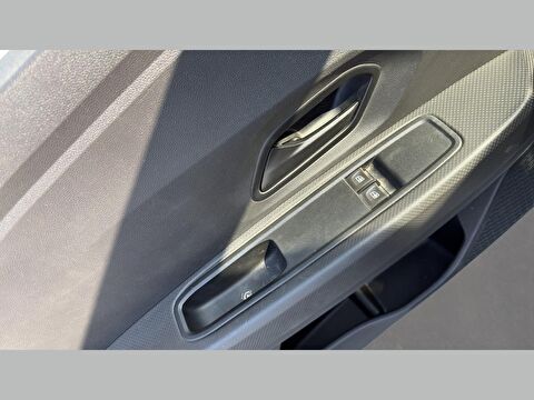 renault, taliant, sedan 1.0 sce joy, manuel, benzin 2.el otomobil | renew 17
