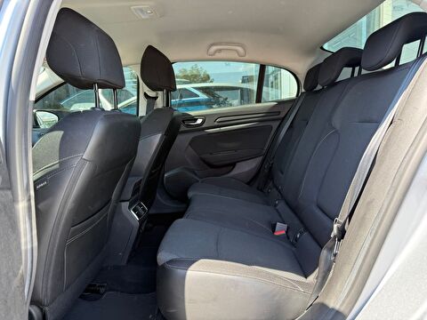 renault, megane, sedan 1.3 tce touch edc, otomatik, benzin 2.el otomobil | renew 16