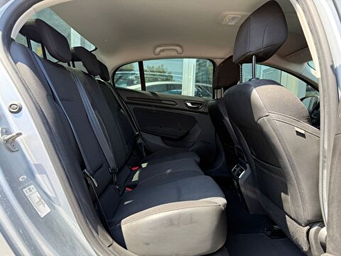 renault, megane, sedan 1.3 tce touch edc, otomatik, benzin 2.el otomobil | renew 18