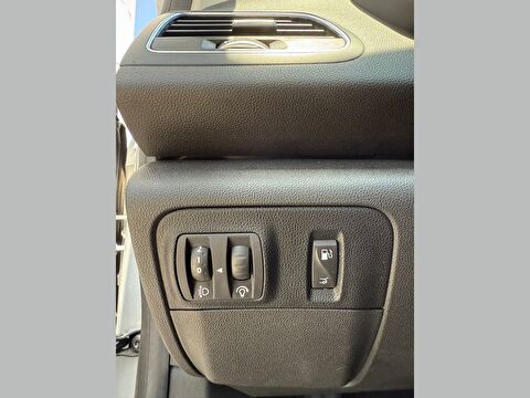 renault, megane, sedan 1.3 tce touch edc, otomatik, benzin 2.el otomobil | renew 13