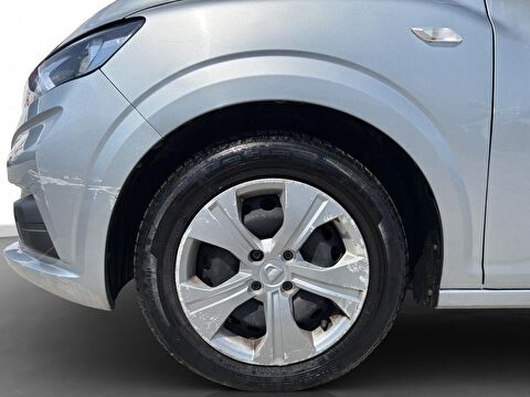 dacia, sandero, 1.0 turbo comfort, manuel, benzin 2.el otomobil | renew 13