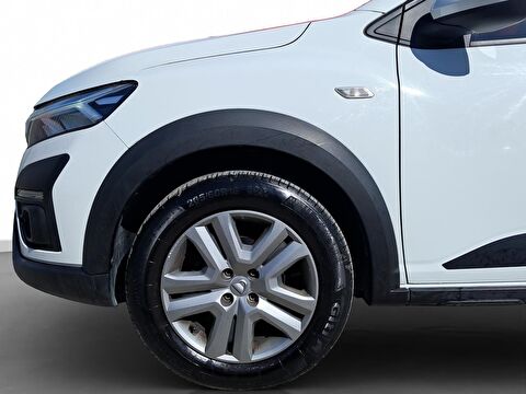 dacia, sandero stepway, sandero 1.0 turbo stepway comfort x-tronic, otomatik, benzin 2.el otomobil | renew 8