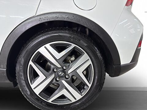 hyundai, bayon, 1.4 mpı style dct, otomatik, benzin 2.el otomobil | renew 17