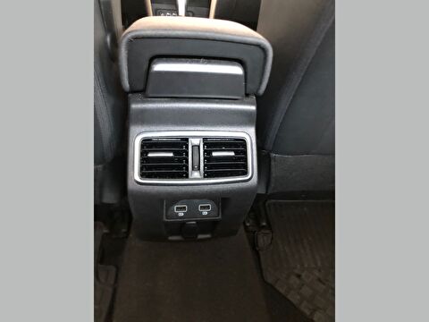 renault, megane, sedan 1.3 tce touch edc, otomatik, benzin 2.el otomobil | renew 18