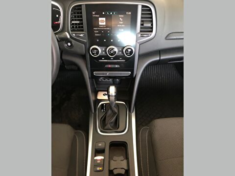 renault, megane, sedan 1.3 tce touch edc, otomatik, benzin 2.el otomobil | renew 12