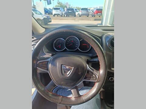 dacia, sandero, hatchback 0.9 tce lpg stepway, manuel, benzin + lpg 2.el otomobil | renew 25