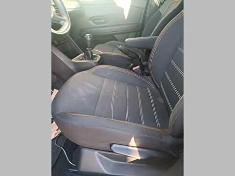 dacia, sandero, hatchback 1.0 tce stepway comfort, manuel, benzin 2.el otomobil | renew 8