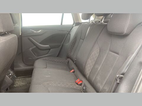 skoda, scala, hatchback 1.0 tsı elite dsg, otomatik, benzin 2.el otomobil | renew 33