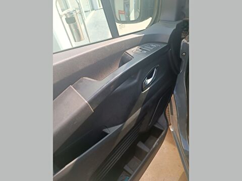 renault, trafic, multix 2.0 dcı 6m3 grand confort edc, otomatik, dizel 2.el otomobil | renew 15