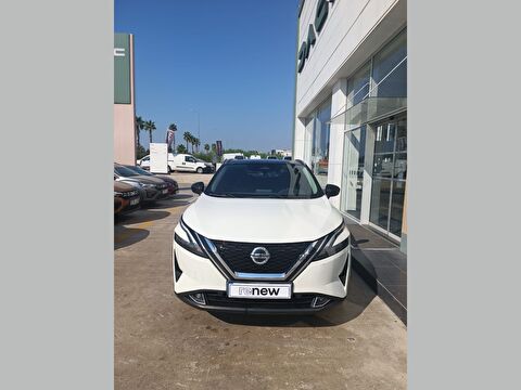 nissan, qashqai, suv 1.3 dıg-t 12v mhev 4x4 sky pack x-tronic, otomatik, mhev 2.el otomobil | renew 3
