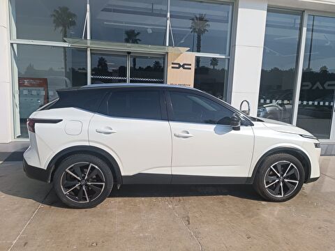nissan, qashqai, suv 1.3 dıg-t 12v mhev 4x4 sky pack x-tronic, otomatik, mhev 2.el otomobil | renew 4