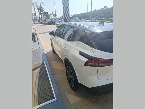 nissan, qashqai, suv 1.3 dıg-t 12v mhev 4x4 sky pack x-tronic, otomatik, mhev 2.el otomobil | renew 5