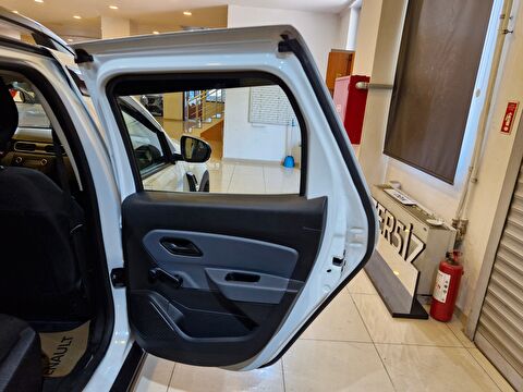 dacia, duster, suv 1.3 tce essential edc, otomatik, benzin 2.el otomobil | renew 12
