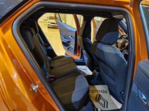 peugeot, 2008, crossover 1.5 bluehdı active prime eat8, otomatik, dizel 2.el otomobil | renew 10