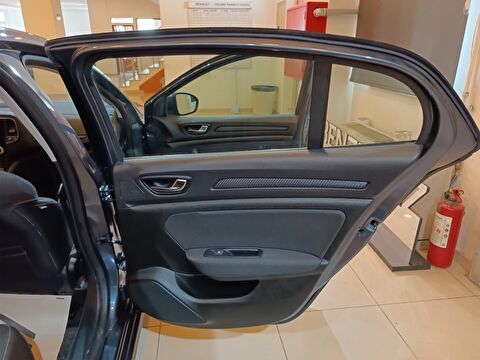 renault, megane, sedan 1.3 tce touch edc, otomatik, benzin 2.el otomobil | renew 14
